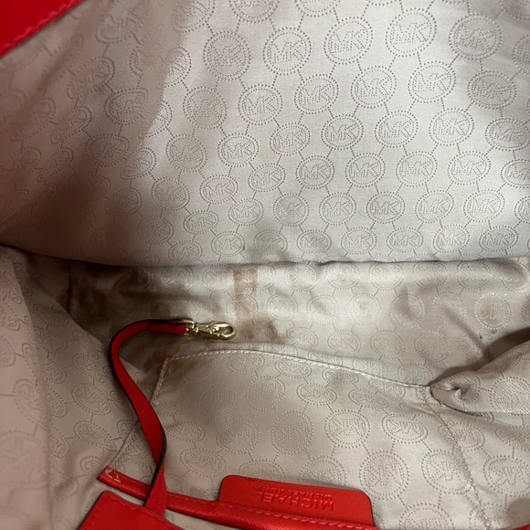 Michael Michael Kors Red Large Jet Set Leather Tote - Picture 6 of 7